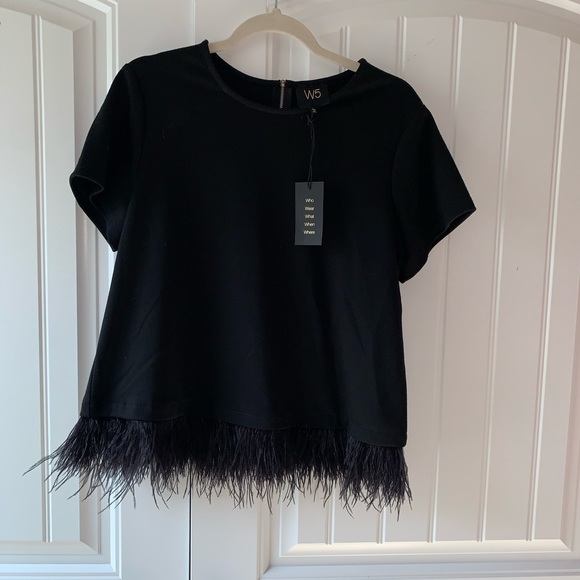 Tops - Black shirt with feathers